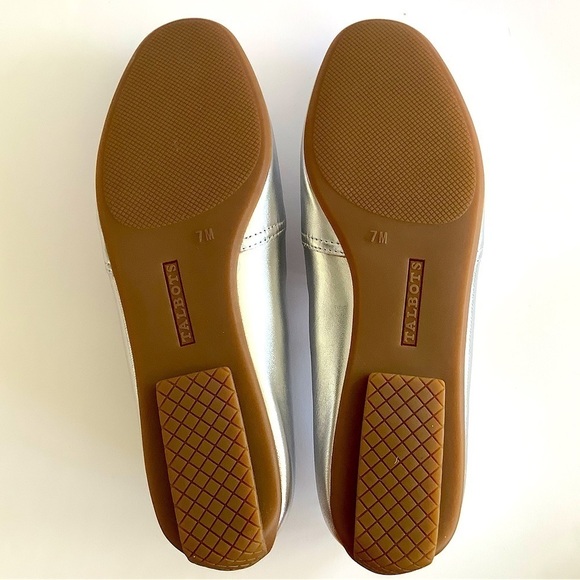 Talbots Silver Metallic Jessie Gore Leather Loafers Flats Size 7 New - Picture 4 of 4